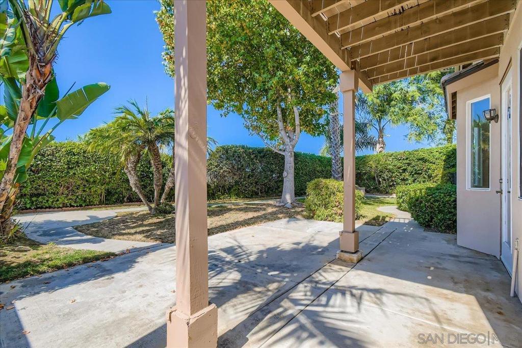 6709 Lonicera Street