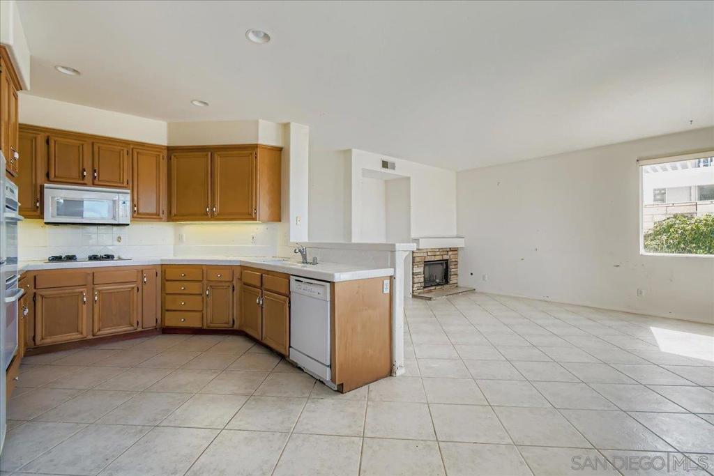 6709 Lonicera Street