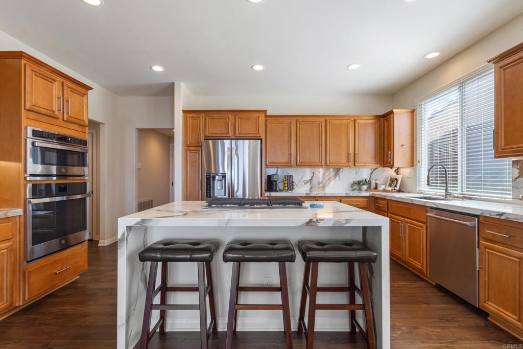 2152 Rocky Point Way