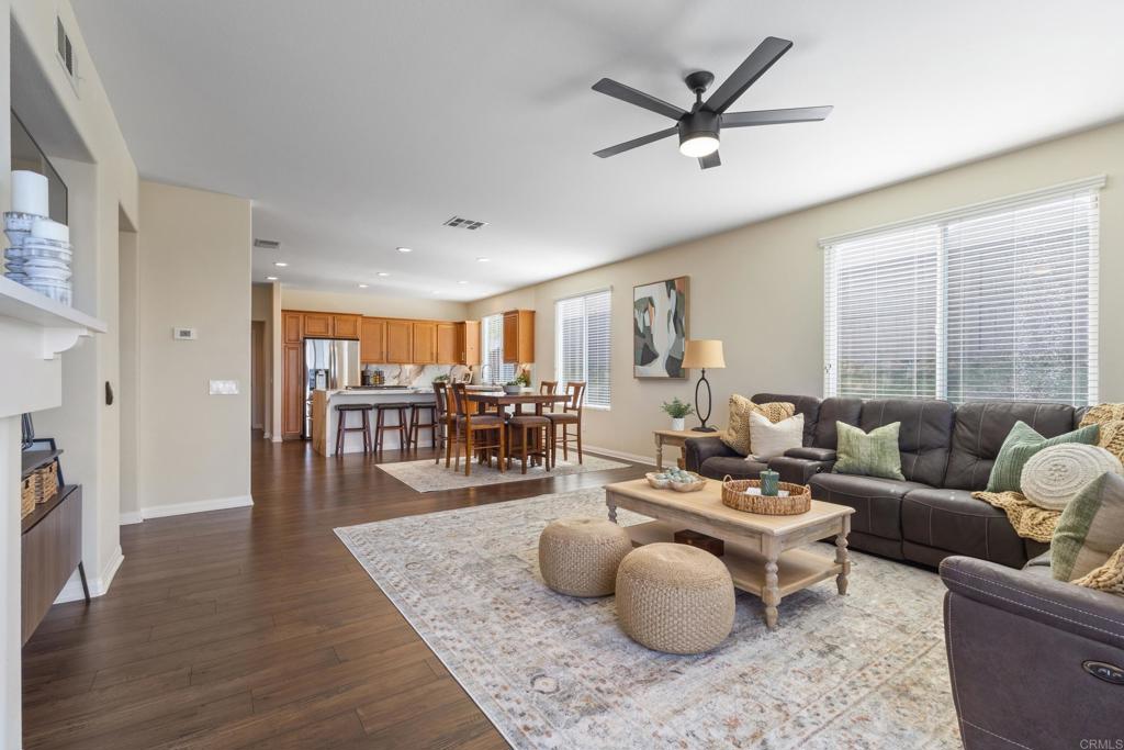 2152 Rocky Point Way