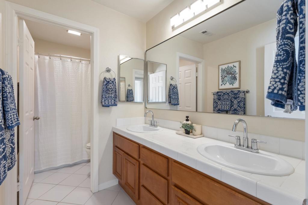 2152 Rocky Point Way