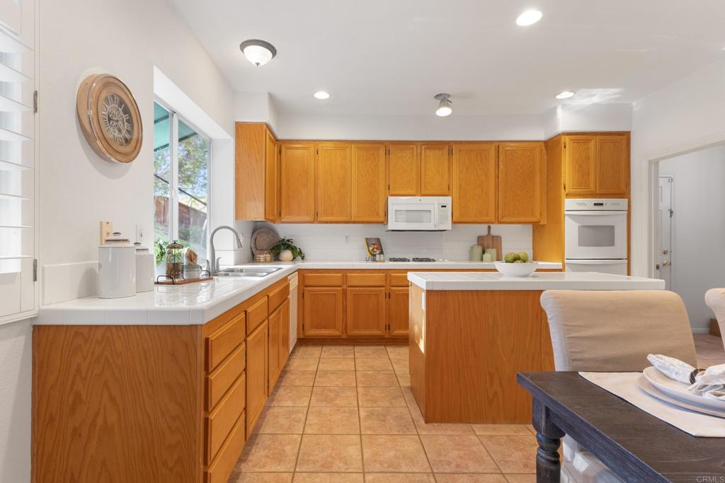 1577 Whispering Palm Drive