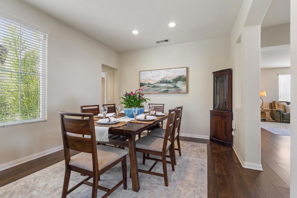 2152 Rocky Point Way
