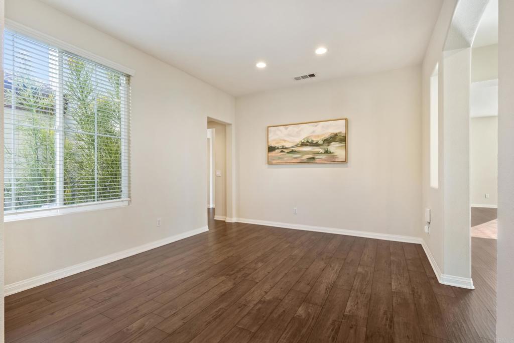 2152 Rocky Point Way