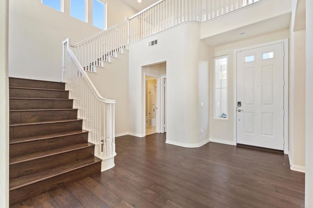 2152 Rocky Point Way