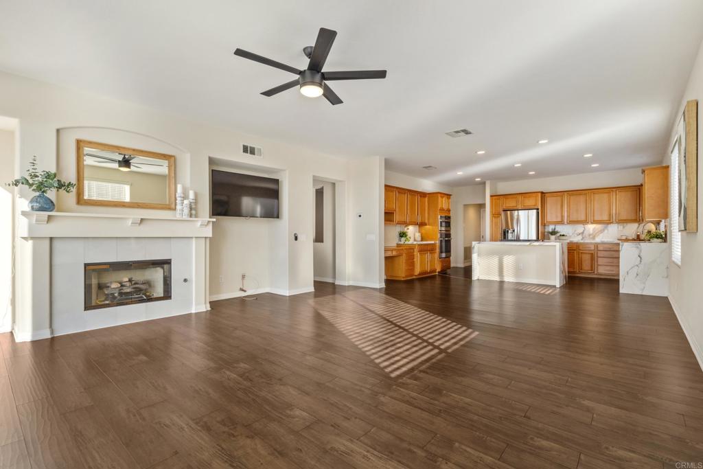 2152 Rocky Point Way