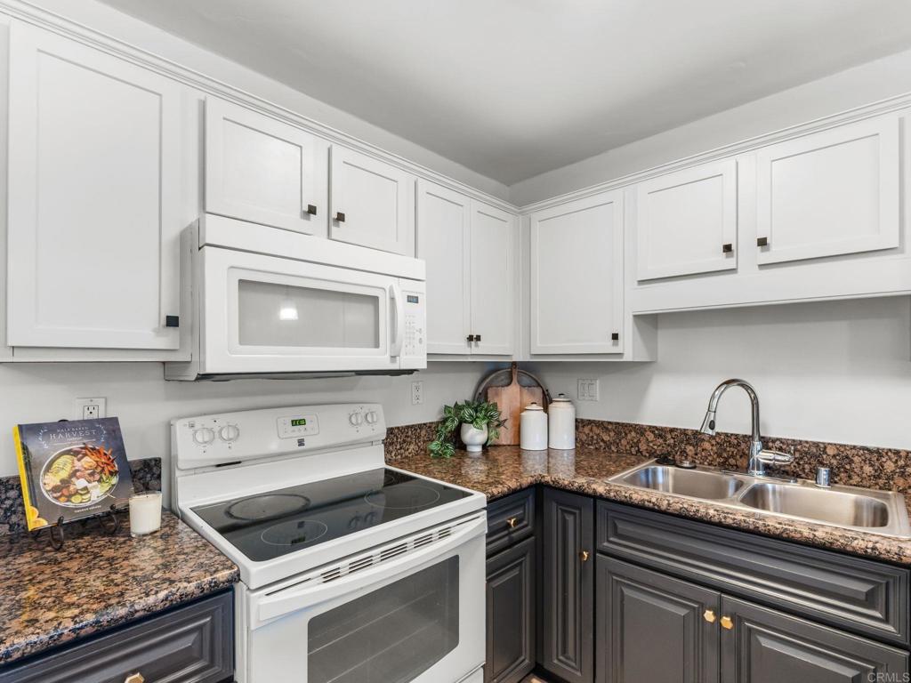 215 Westlake Drive 2