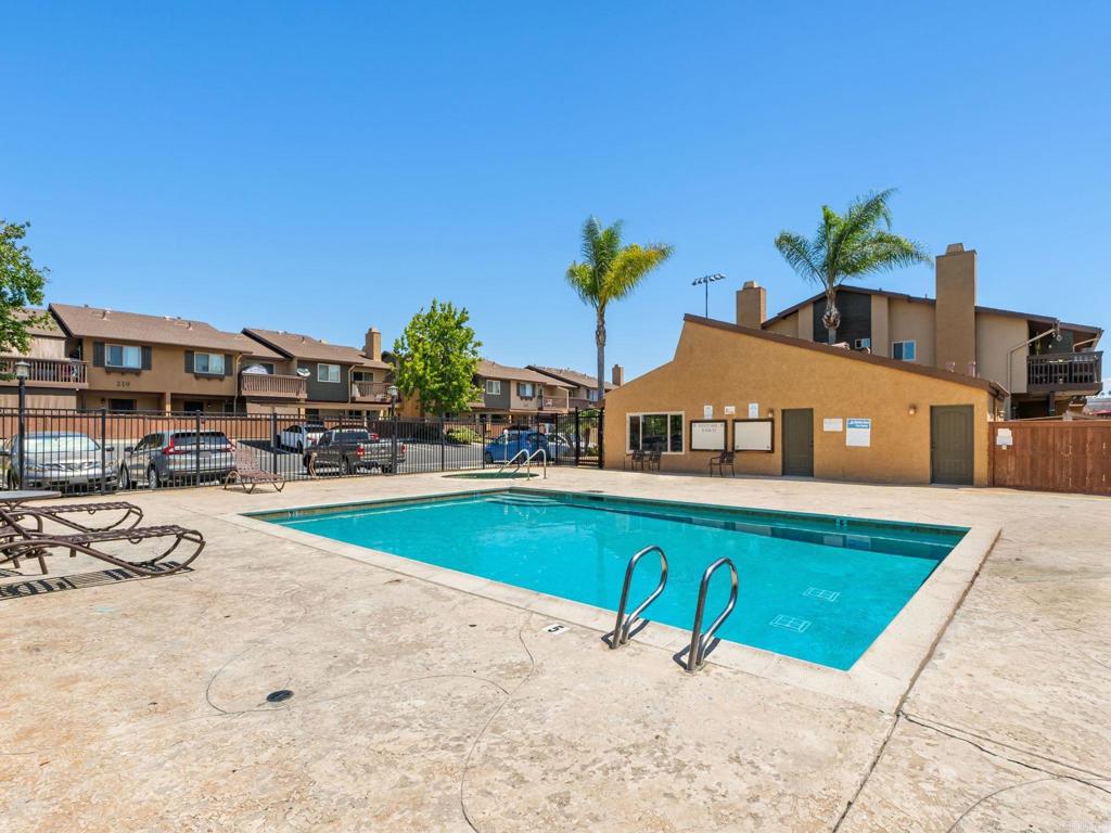 215 Westlake Drive 2