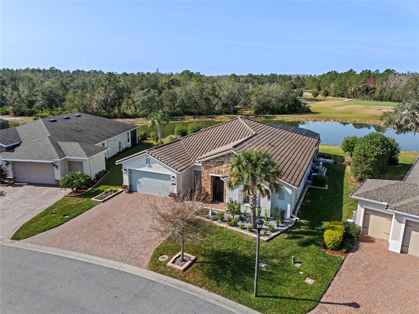 442 TREVISO DR