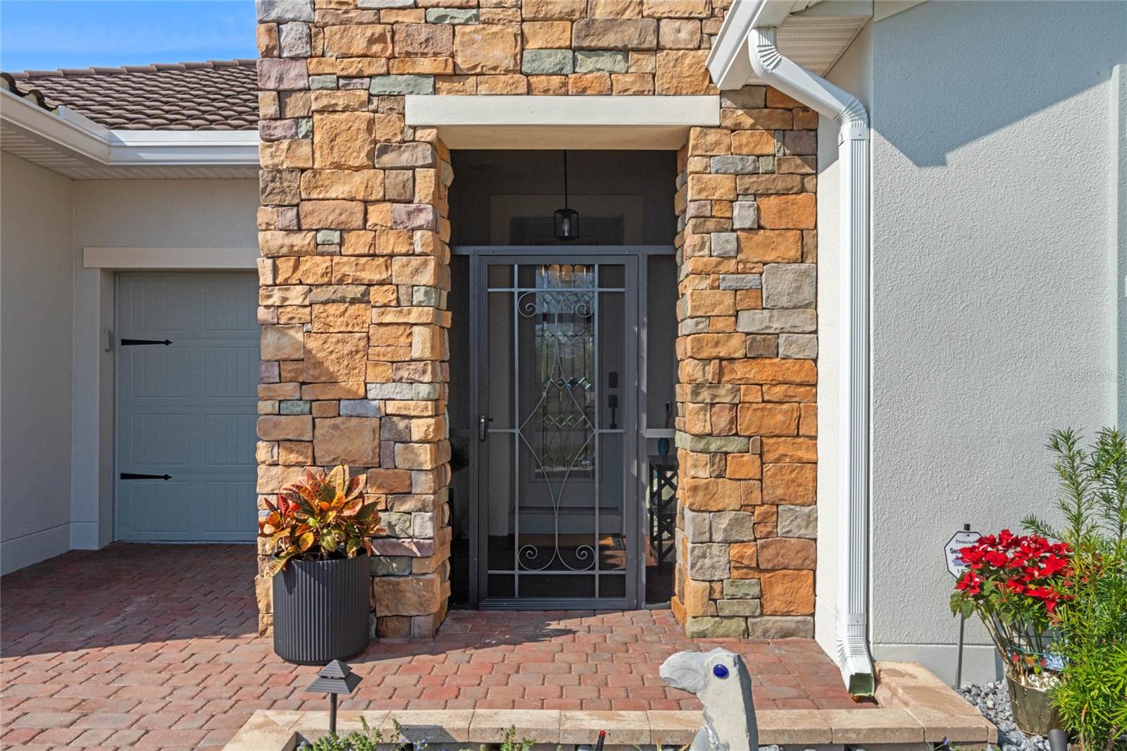 442 TREVISO DR