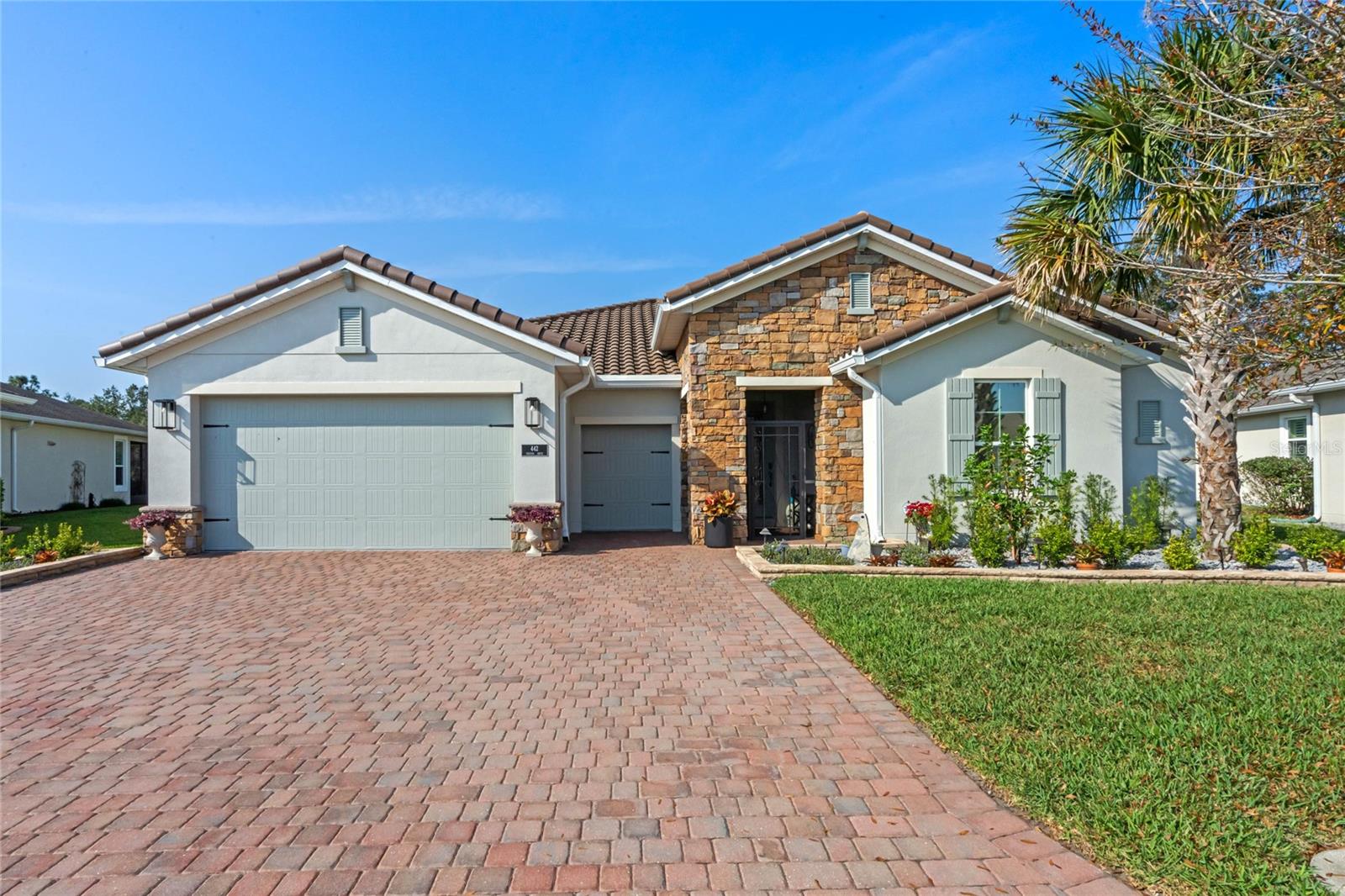 442 TREVISO DR