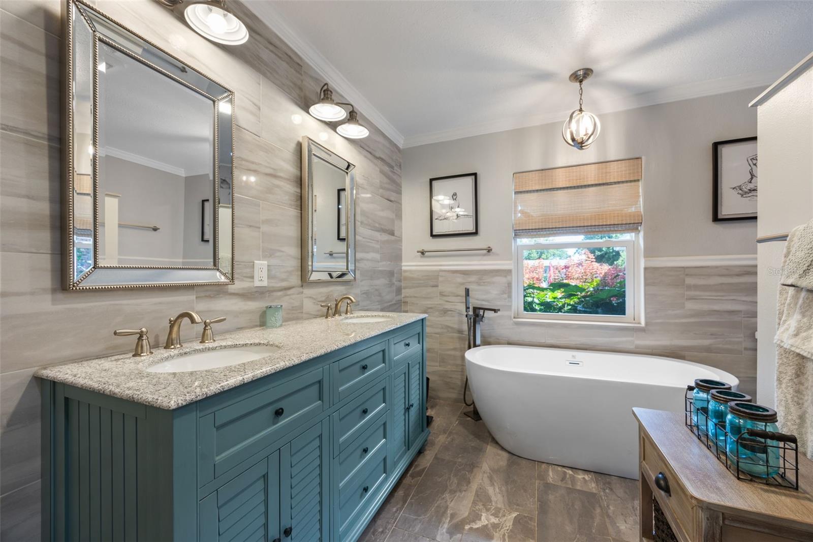 42 SMYRNA DR