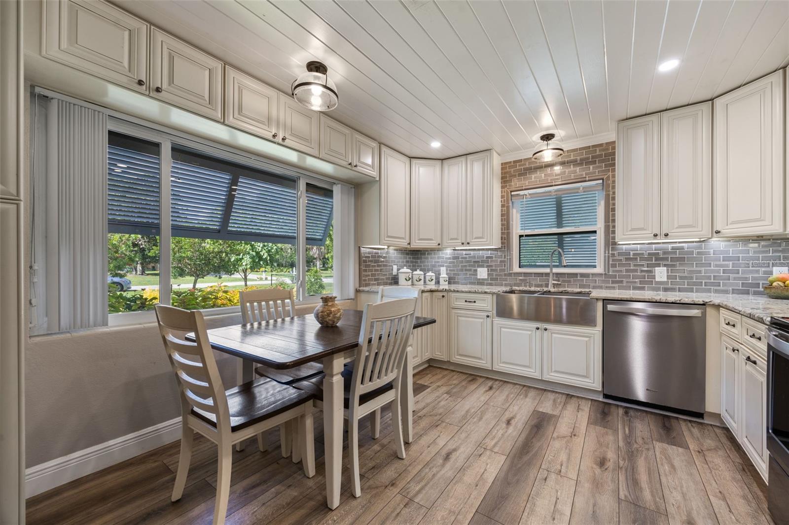 42 SMYRNA DR