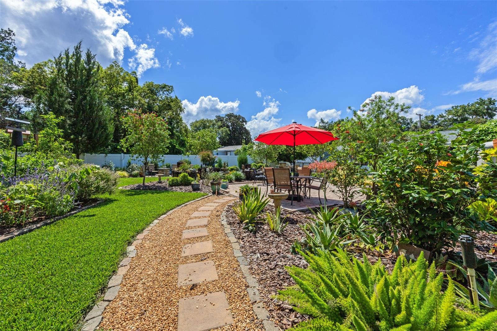 42 SMYRNA DR