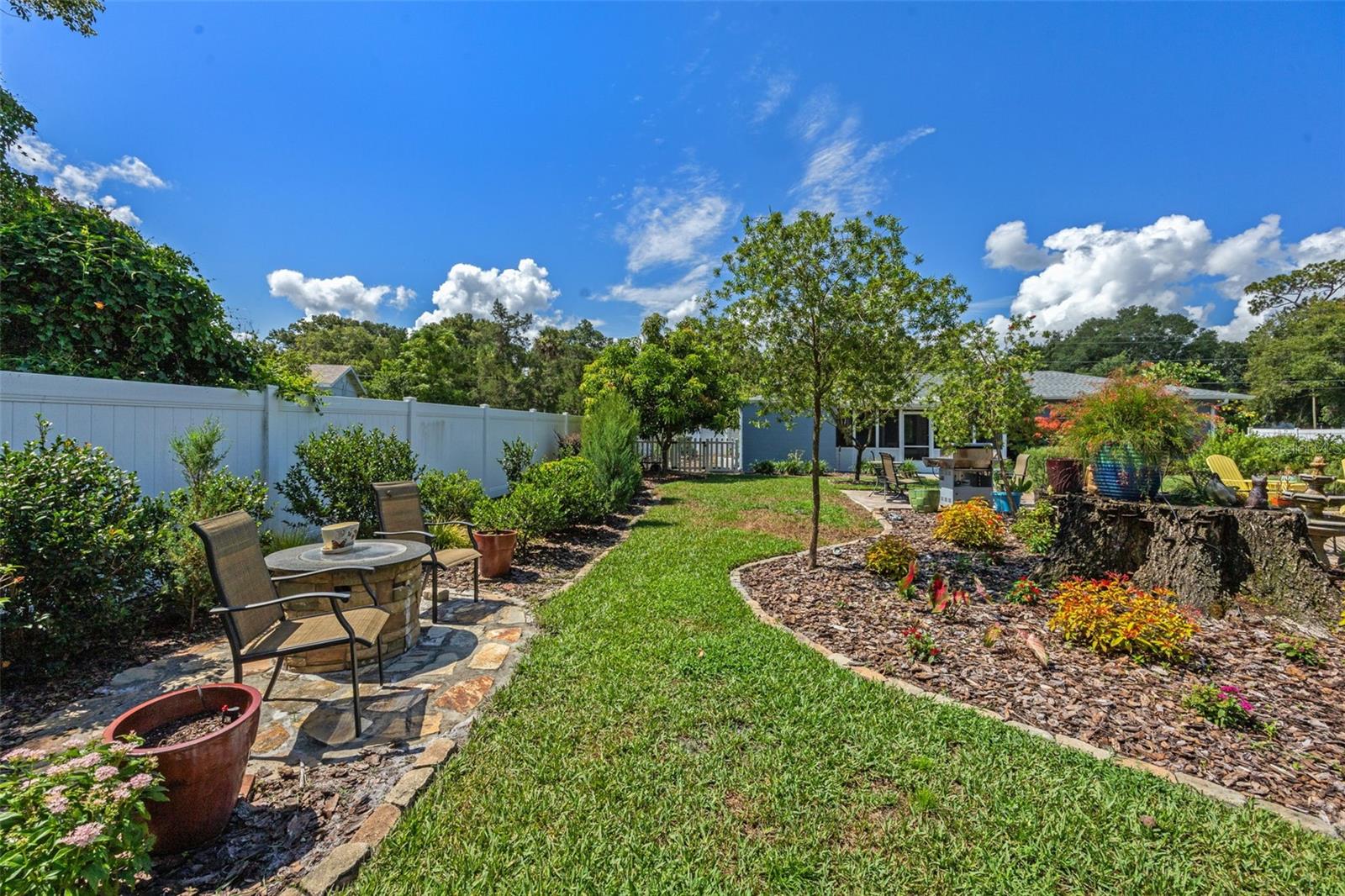 42 SMYRNA DR