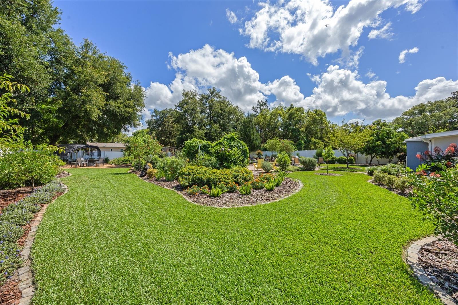 42 SMYRNA DR