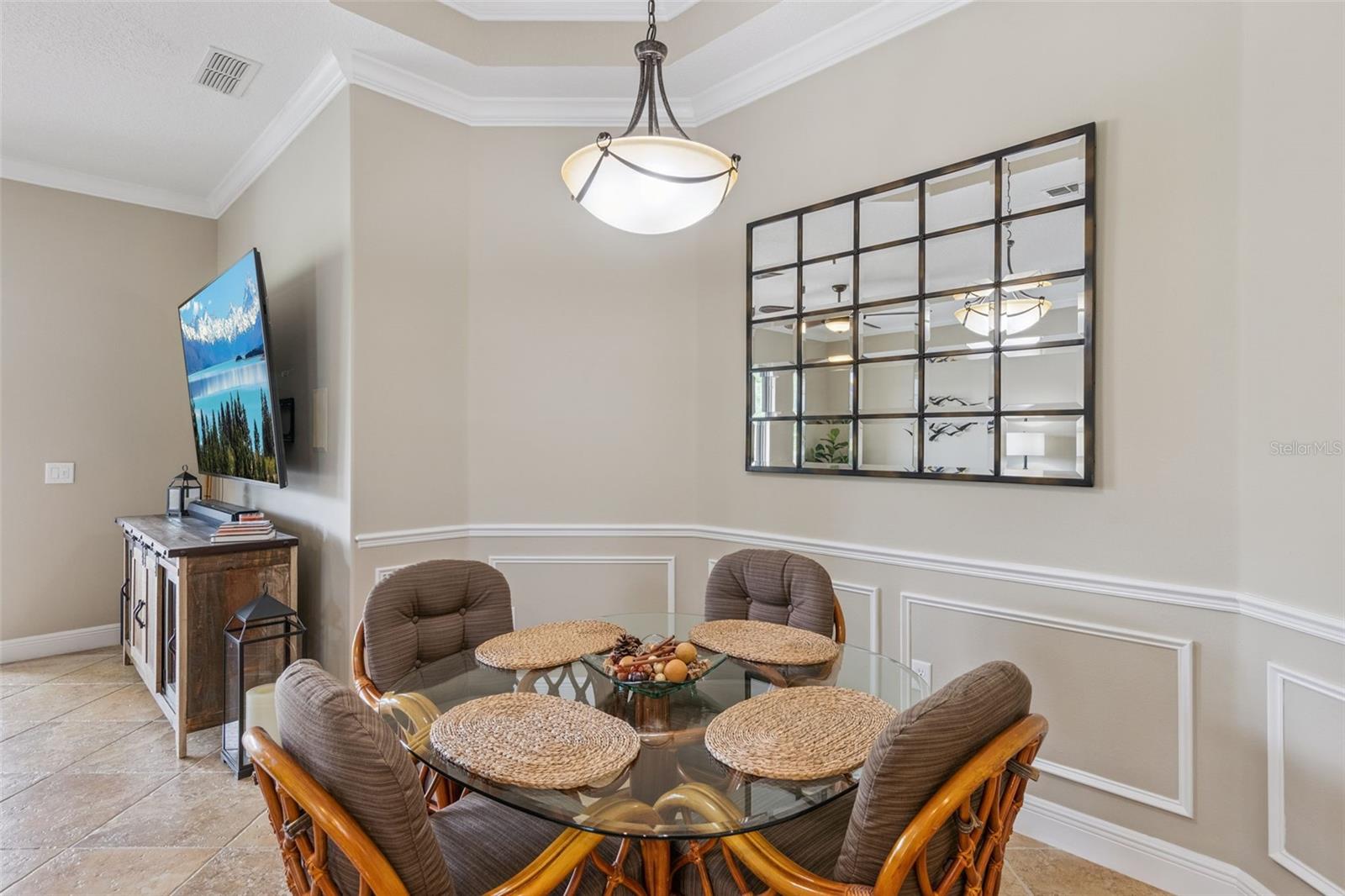 110 LOWER LAKE CT