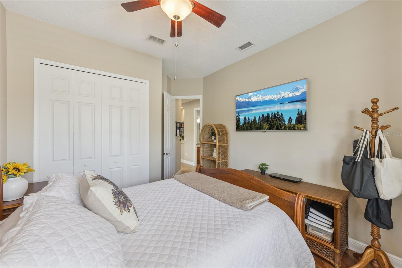 110 LOWER LAKE CT