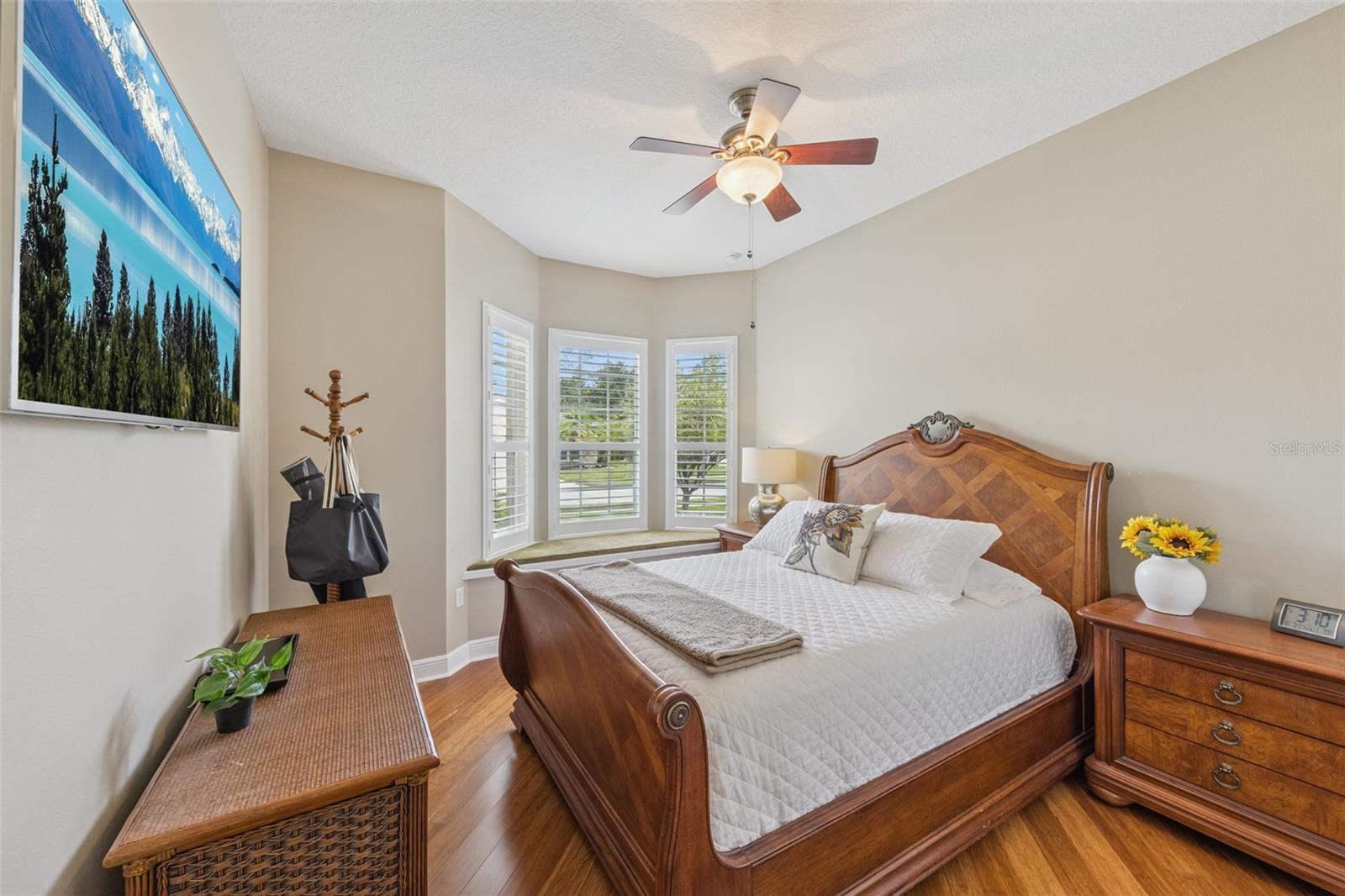 110 LOWER LAKE CT