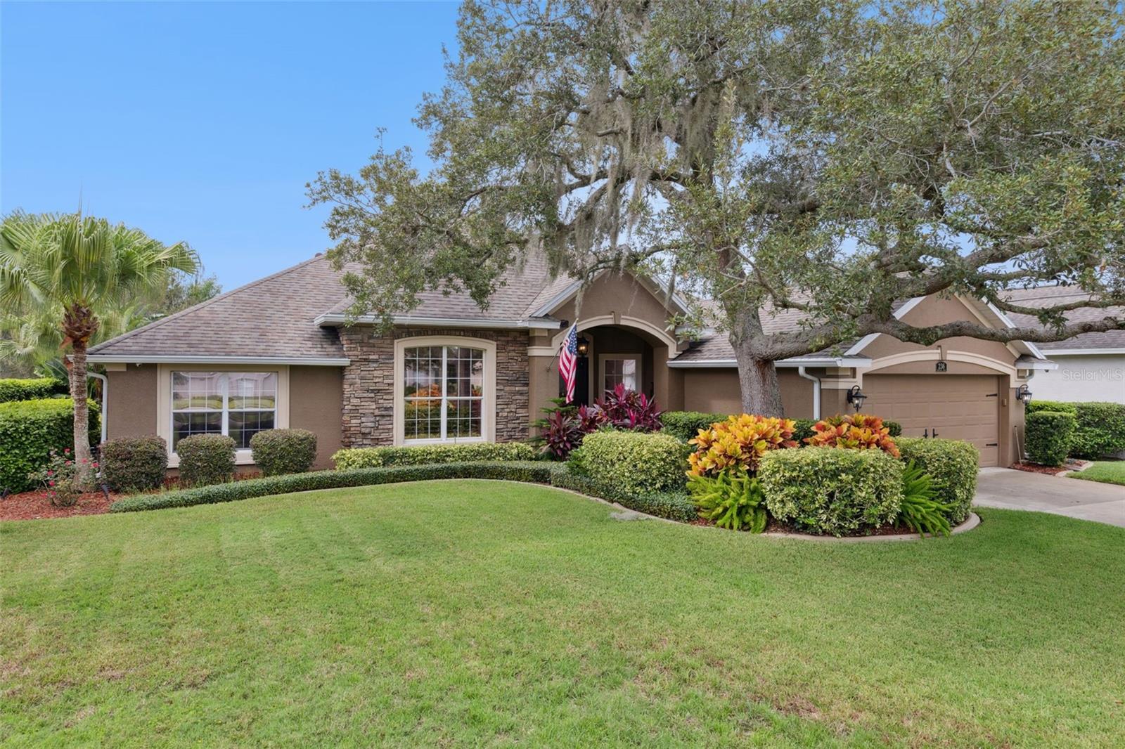 236 HAZELTINE DR