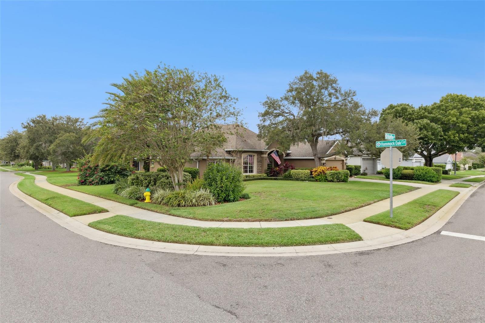 236 HAZELTINE DR