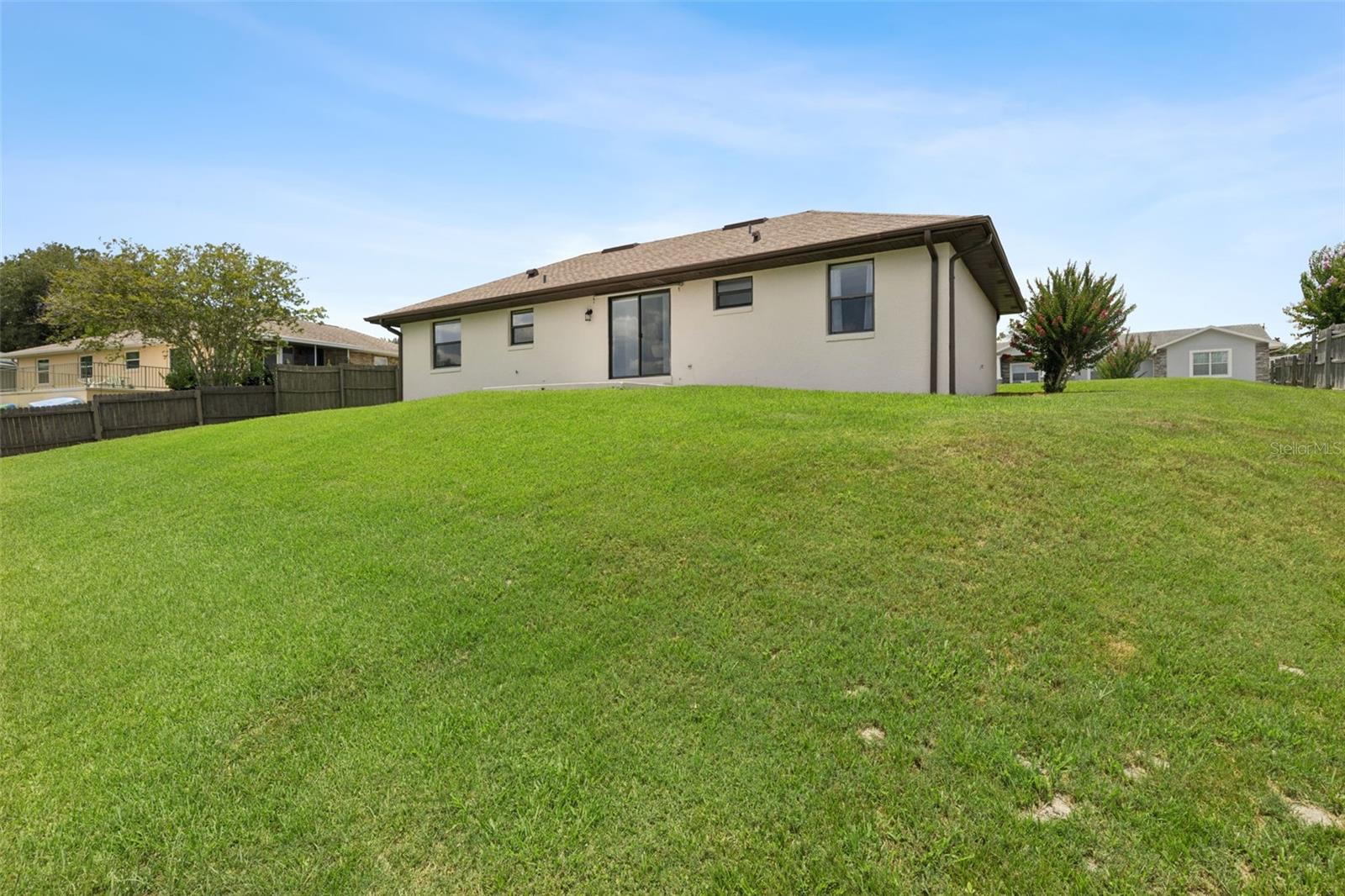 34 JASMINE DR