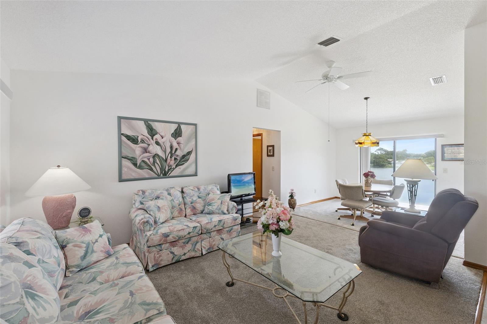34 JASMINE DR