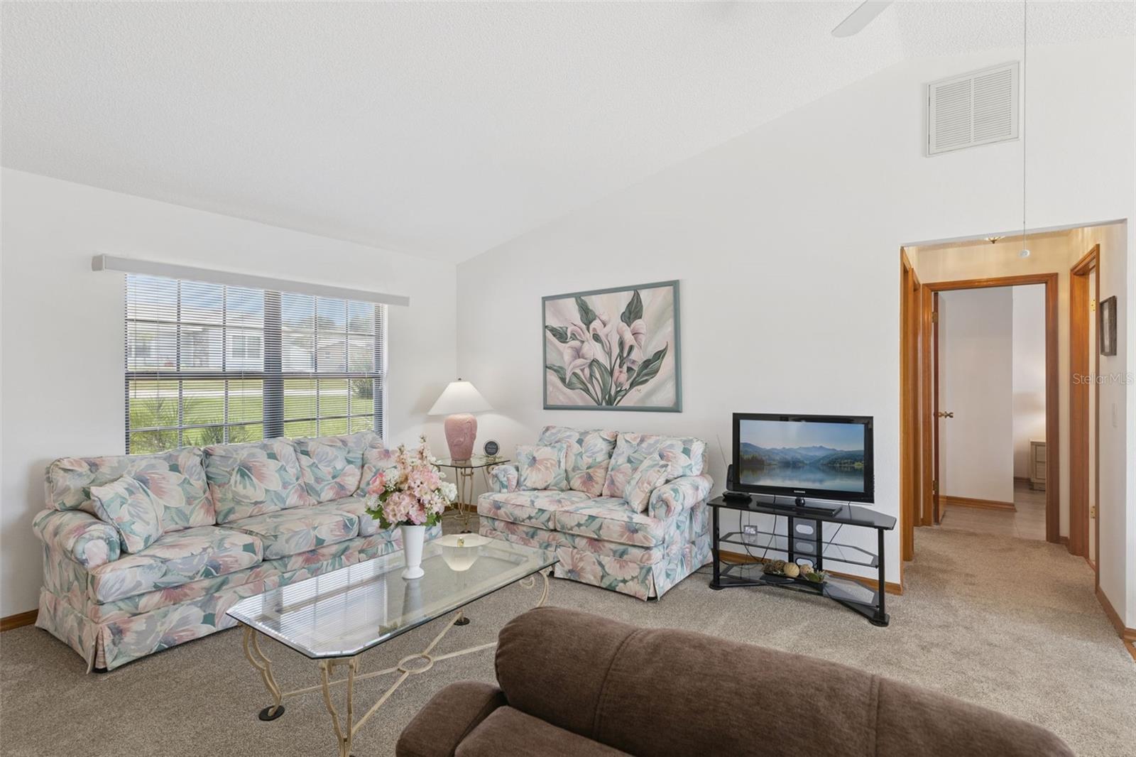 34 JASMINE DR