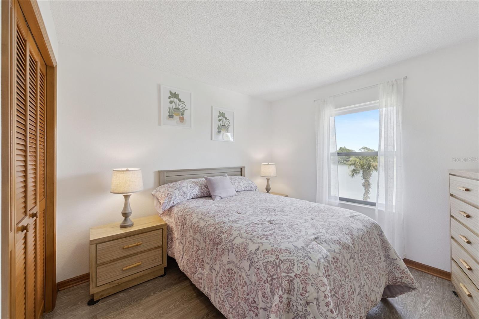 34 JASMINE DR