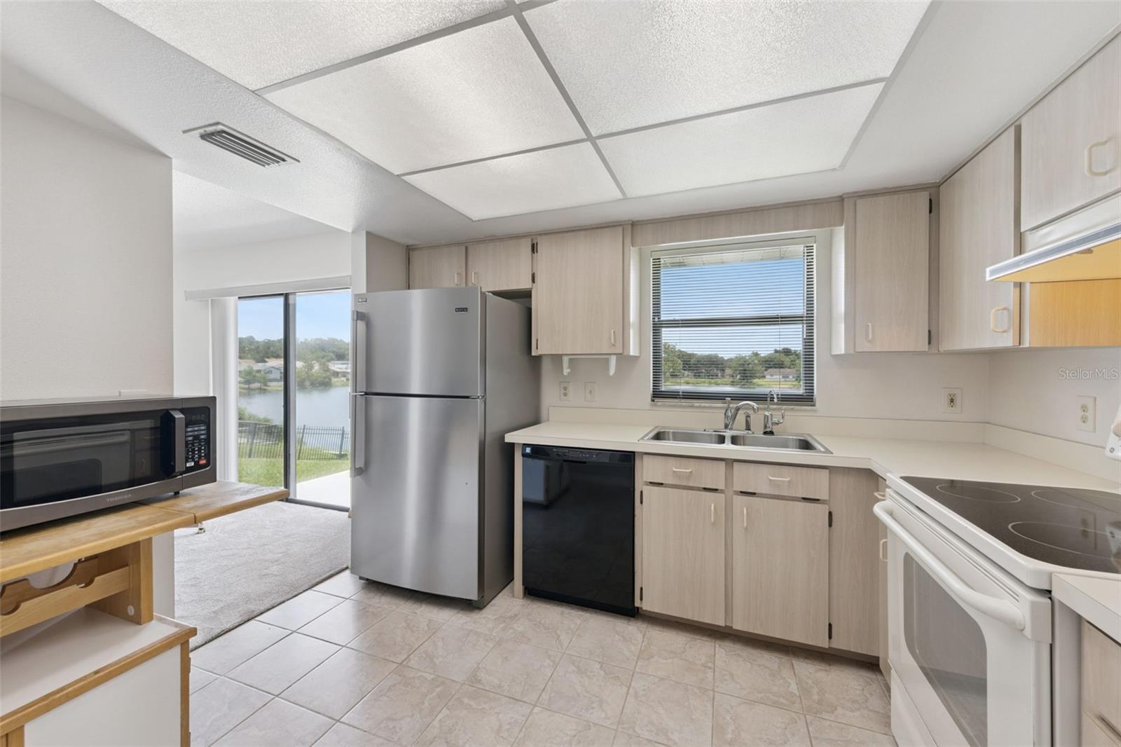 34 JASMINE DR