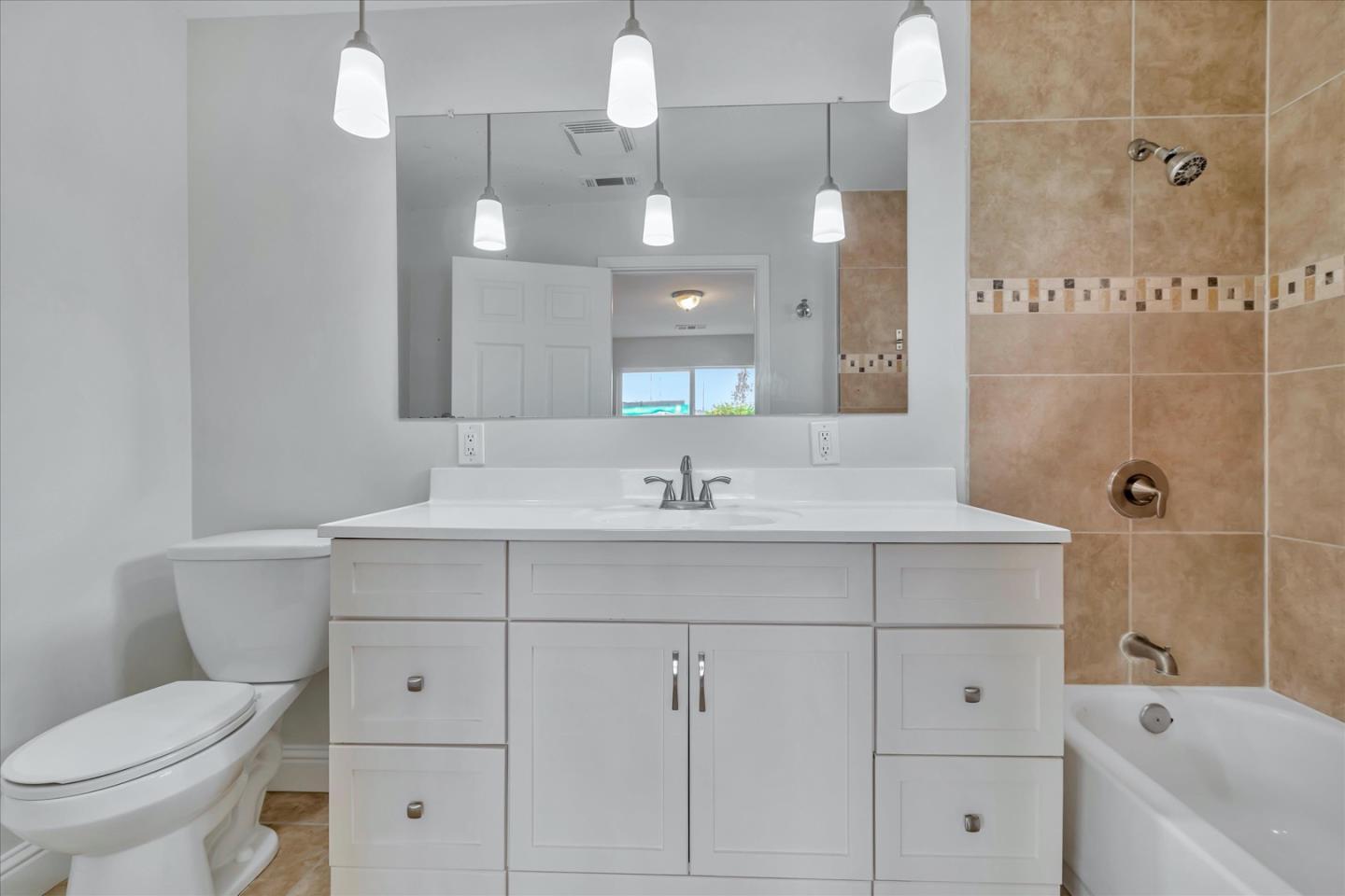 2622 Painted Rock DR