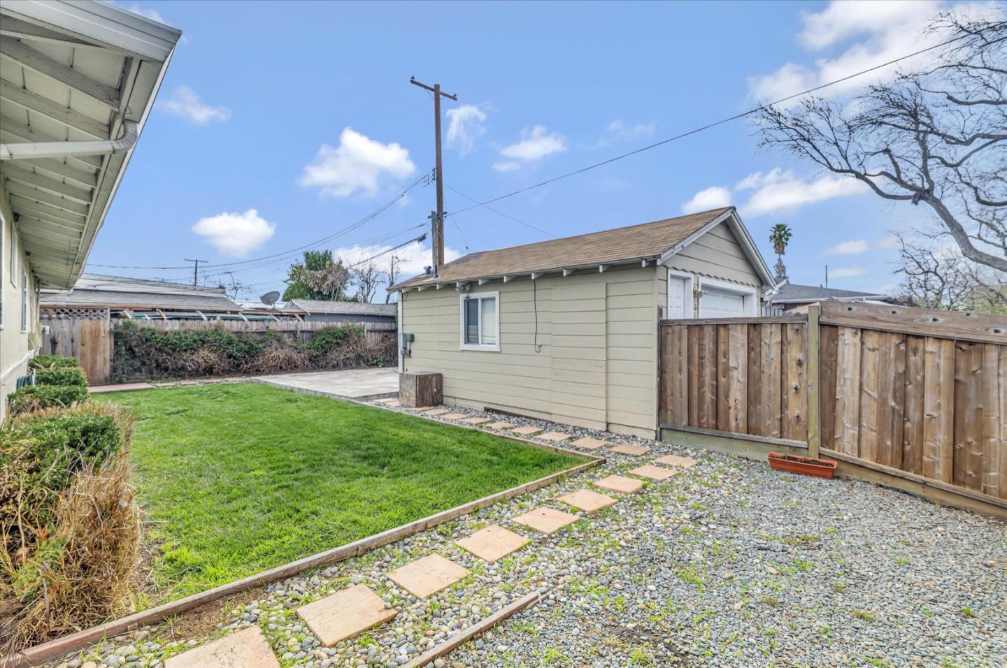 2622 Painted Rock DR