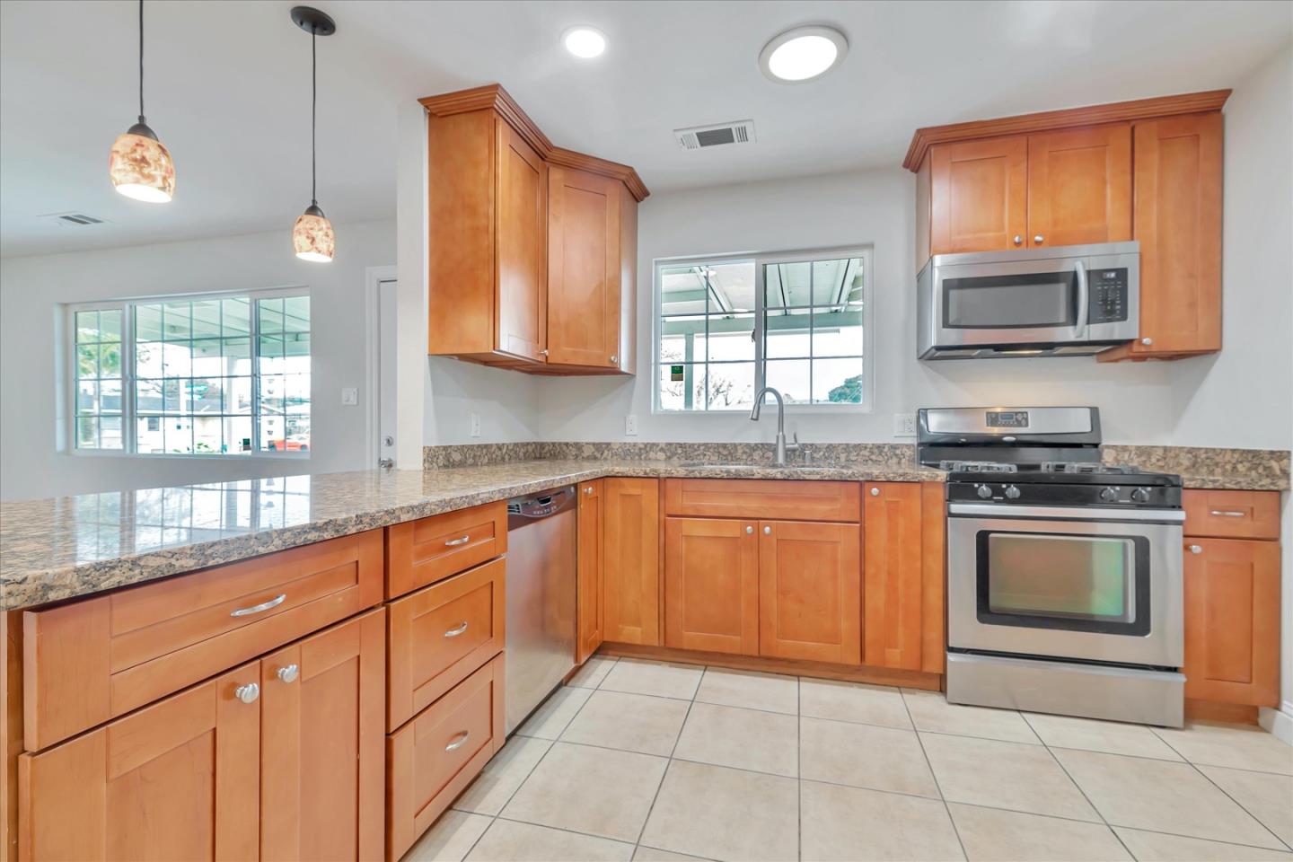 2622 Painted Rock DR