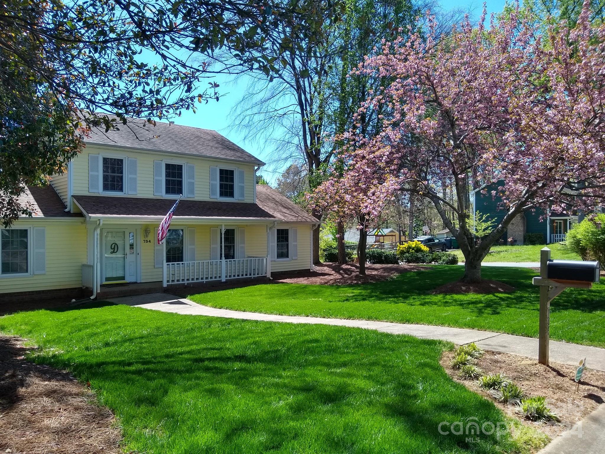 734 MATTINGWOOD Drive
