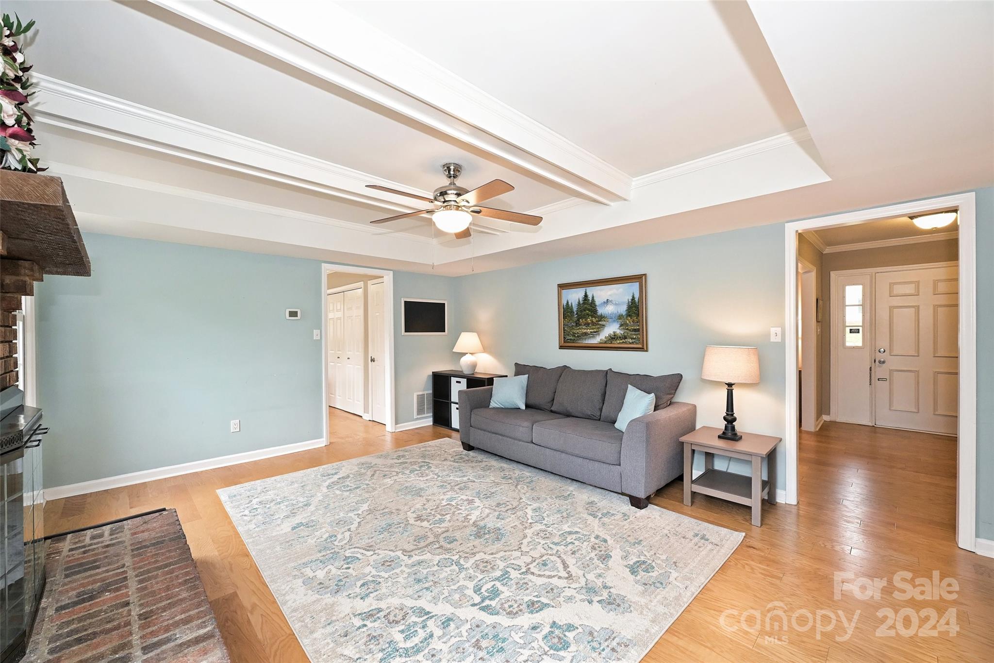 734 MATTINGWOOD Drive