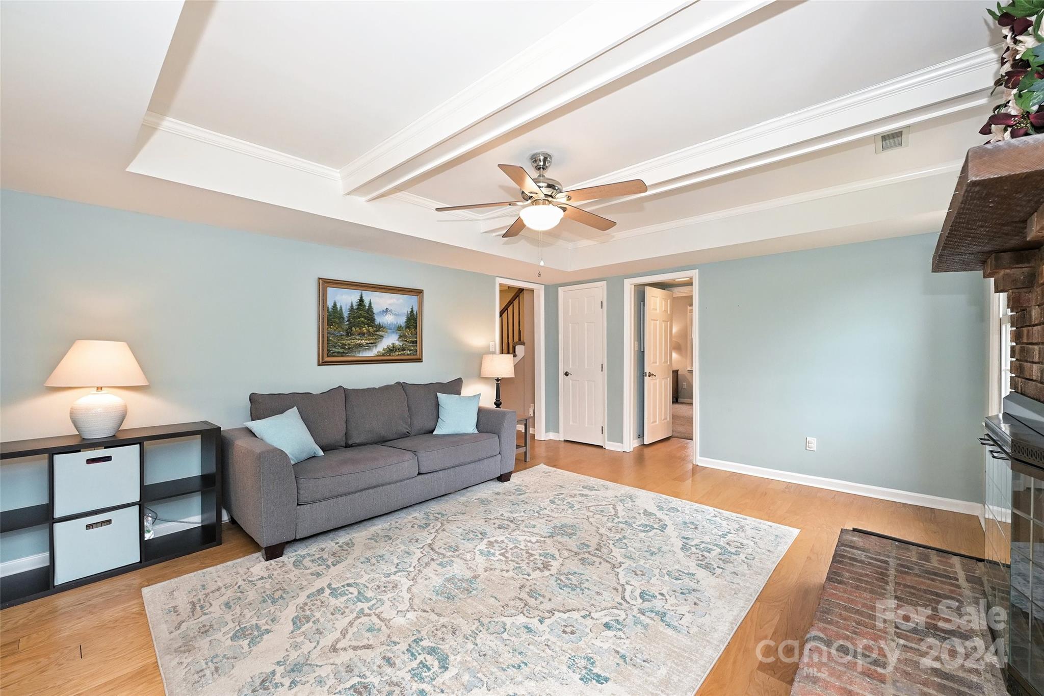 734 MATTINGWOOD Drive