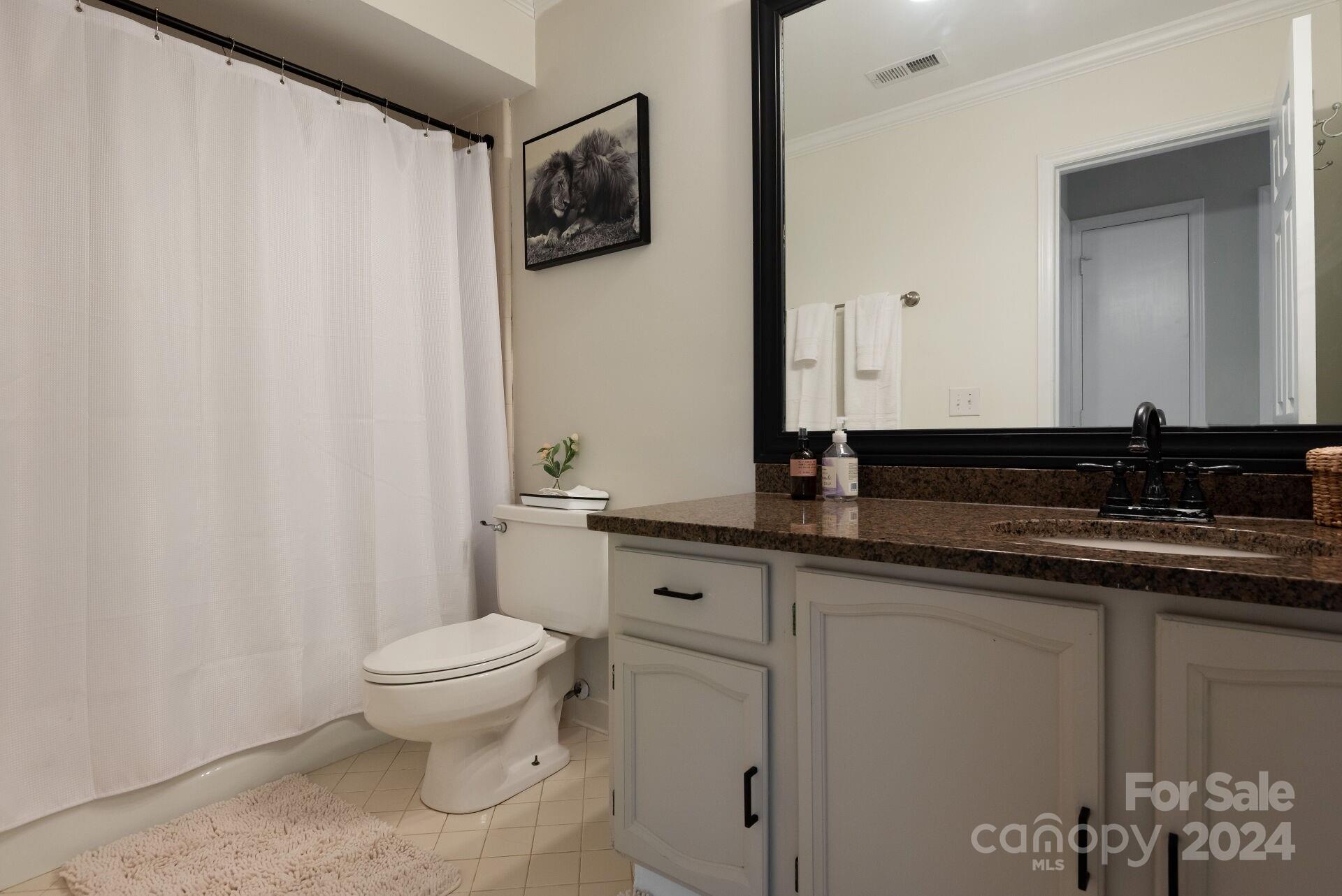 1524 Larochelle Lane