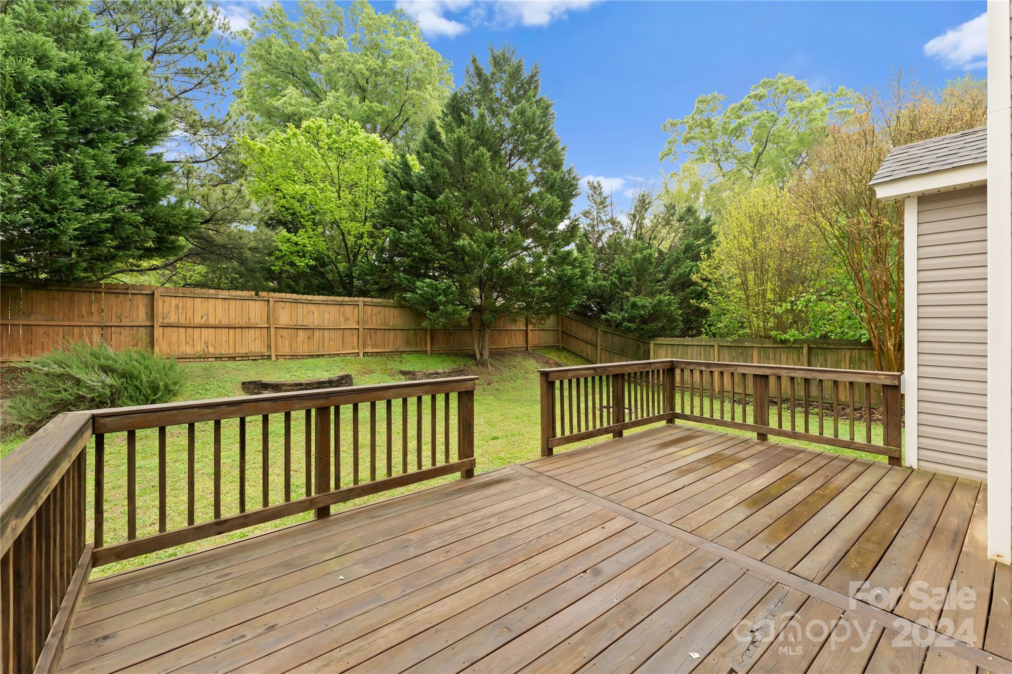907 Laurel Meadow Drive
