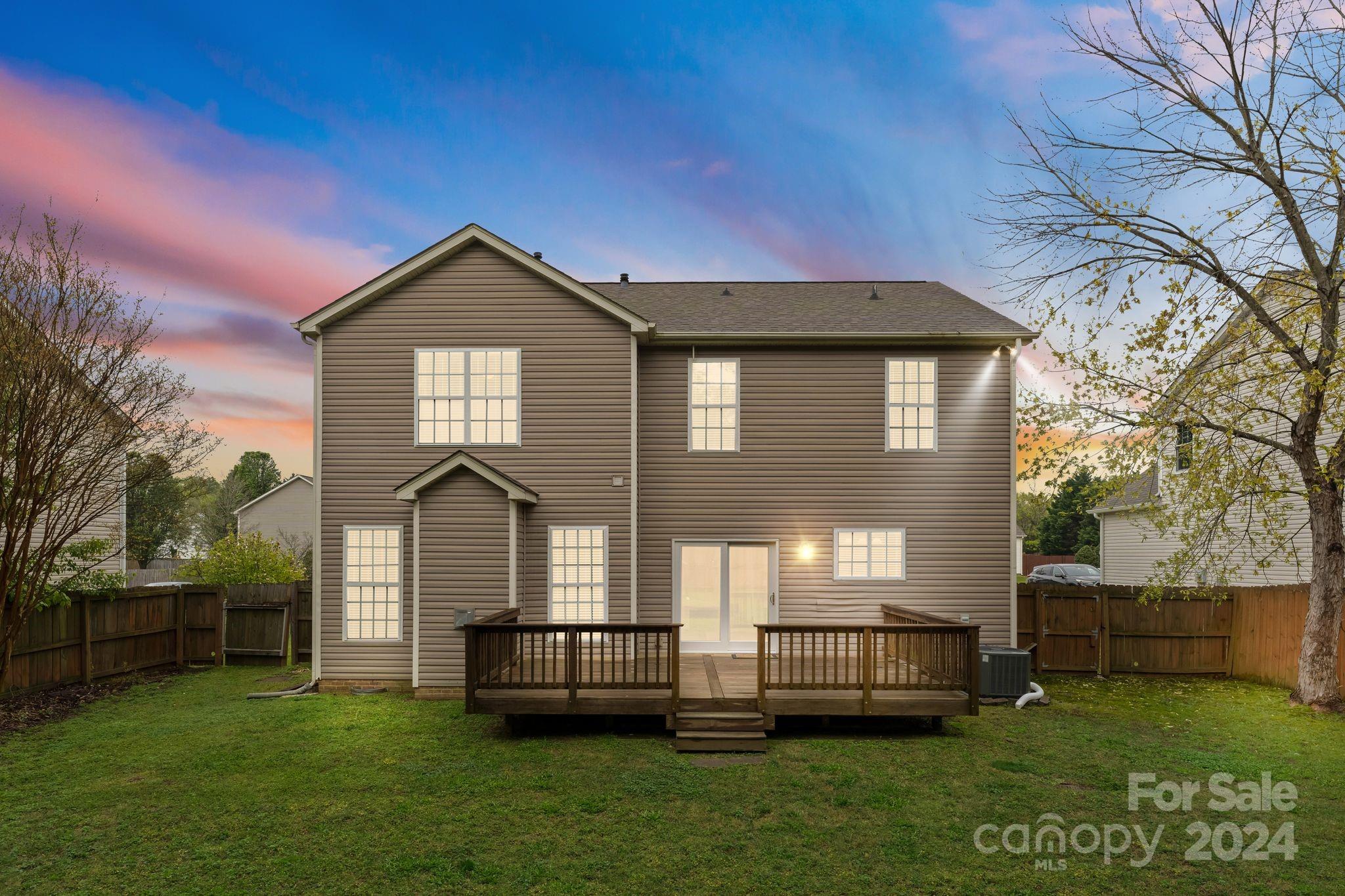 907 Laurel Meadow Drive