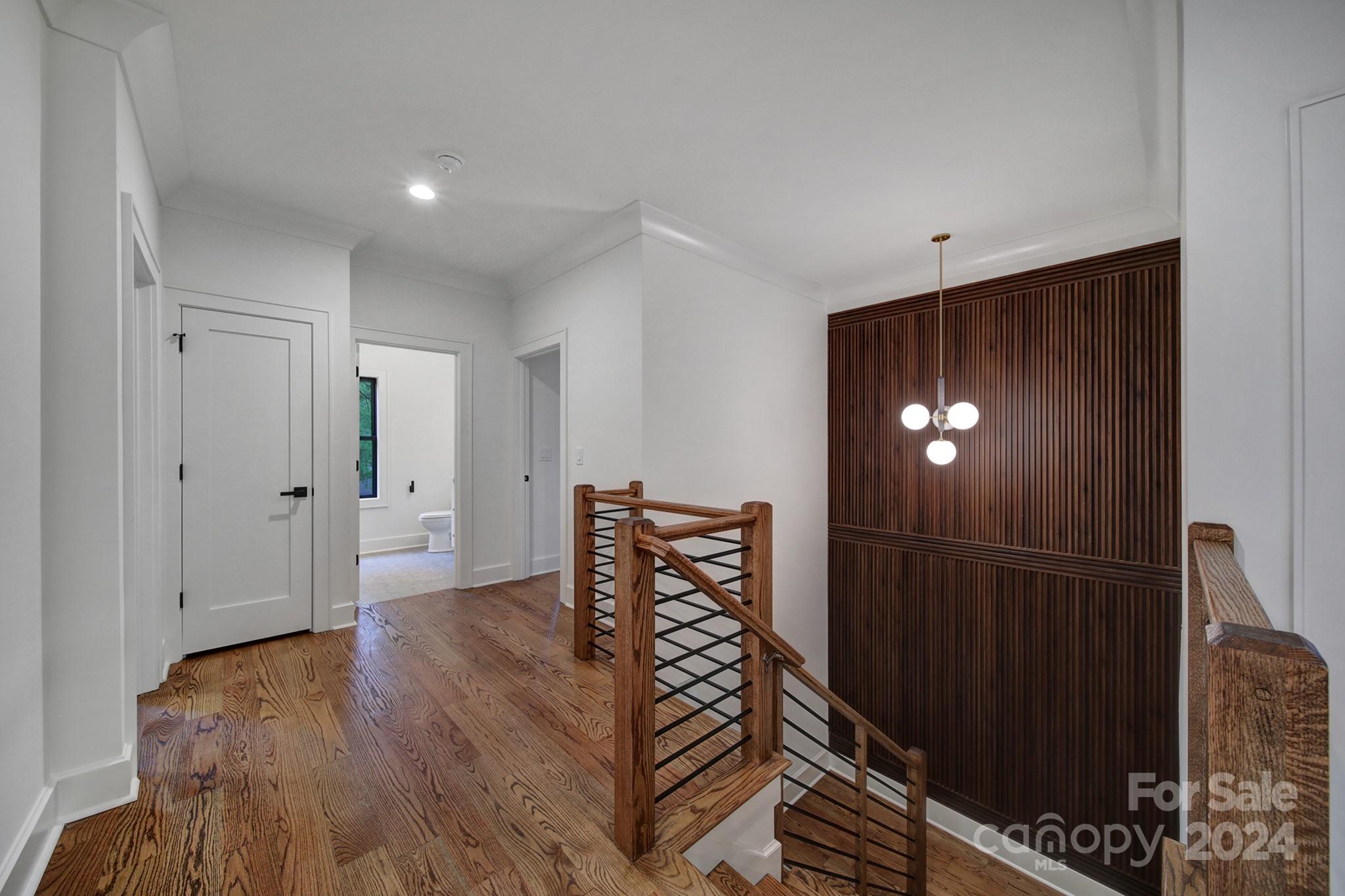1821 Kensington Drive