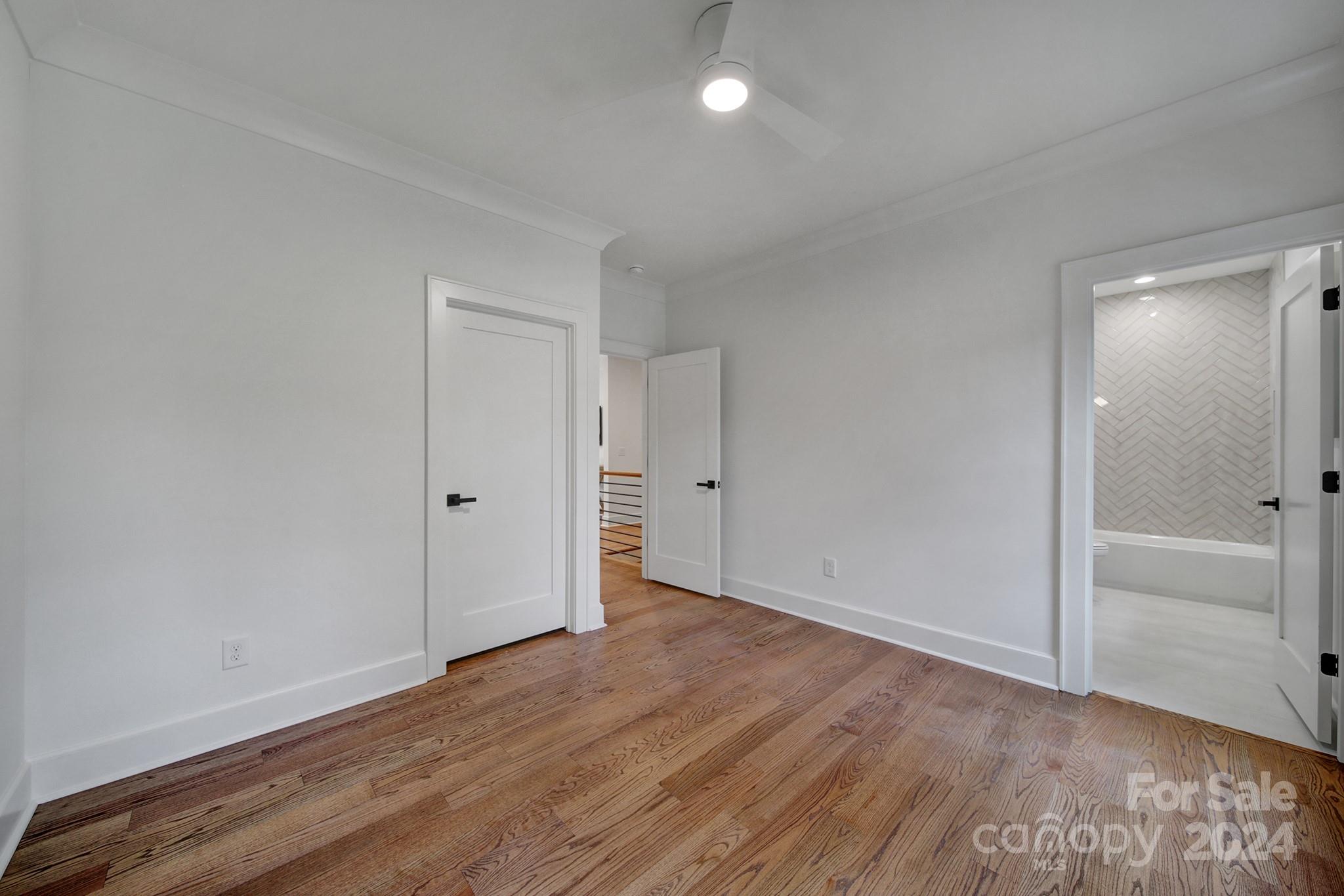 1821 Kensington Drive