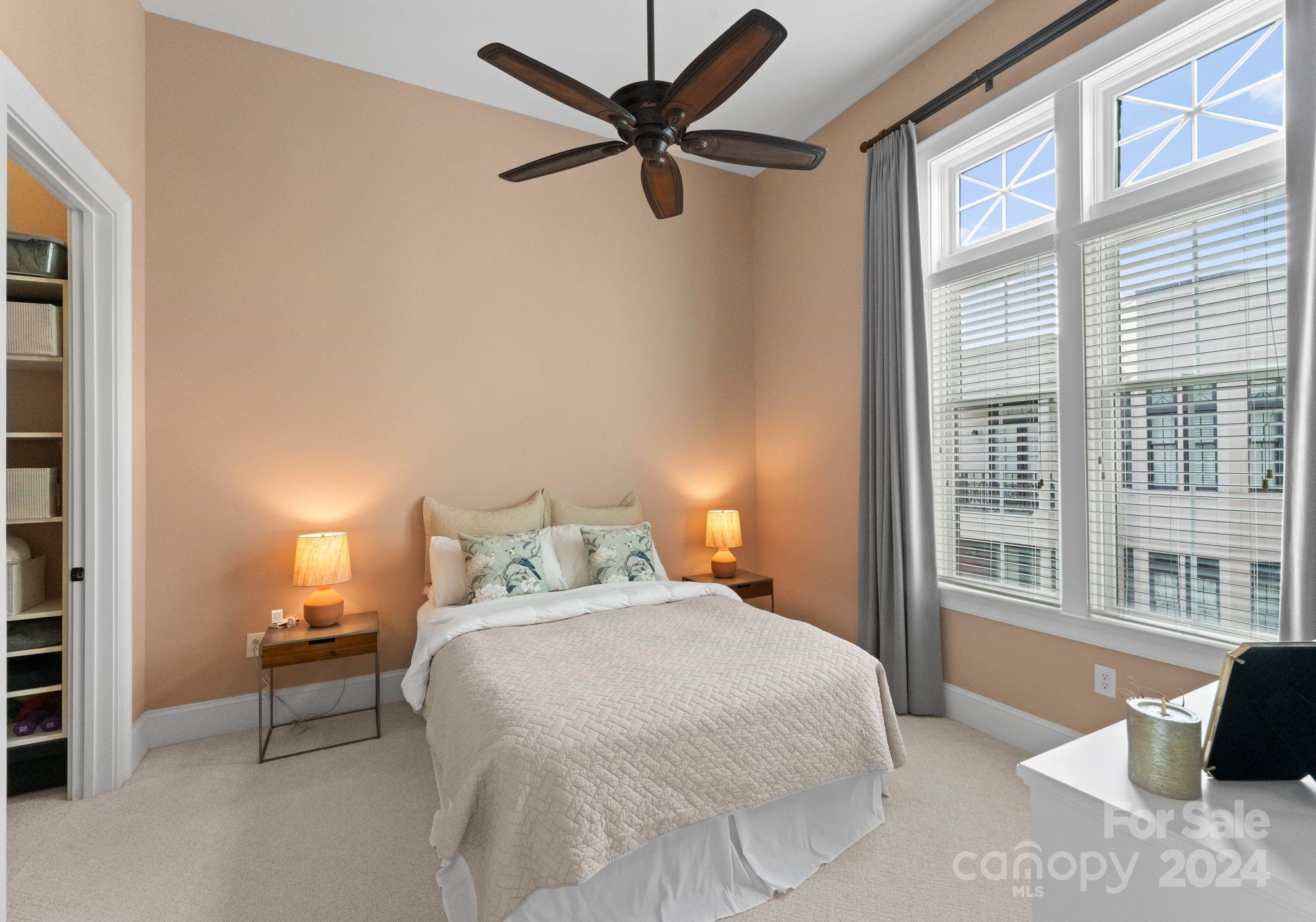 2810 Selwyn Avenue Unit: 422