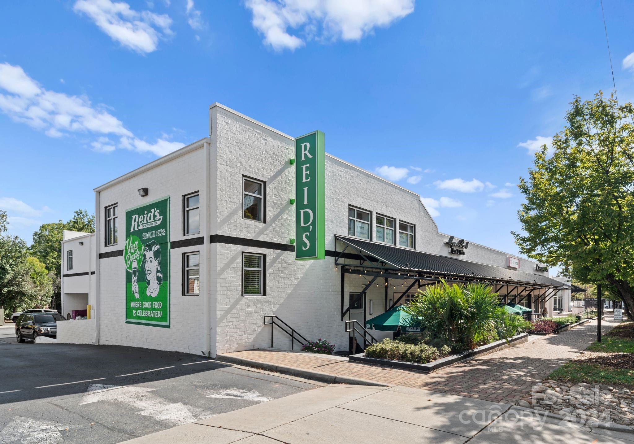 2810 Selwyn Avenue Unit: 422