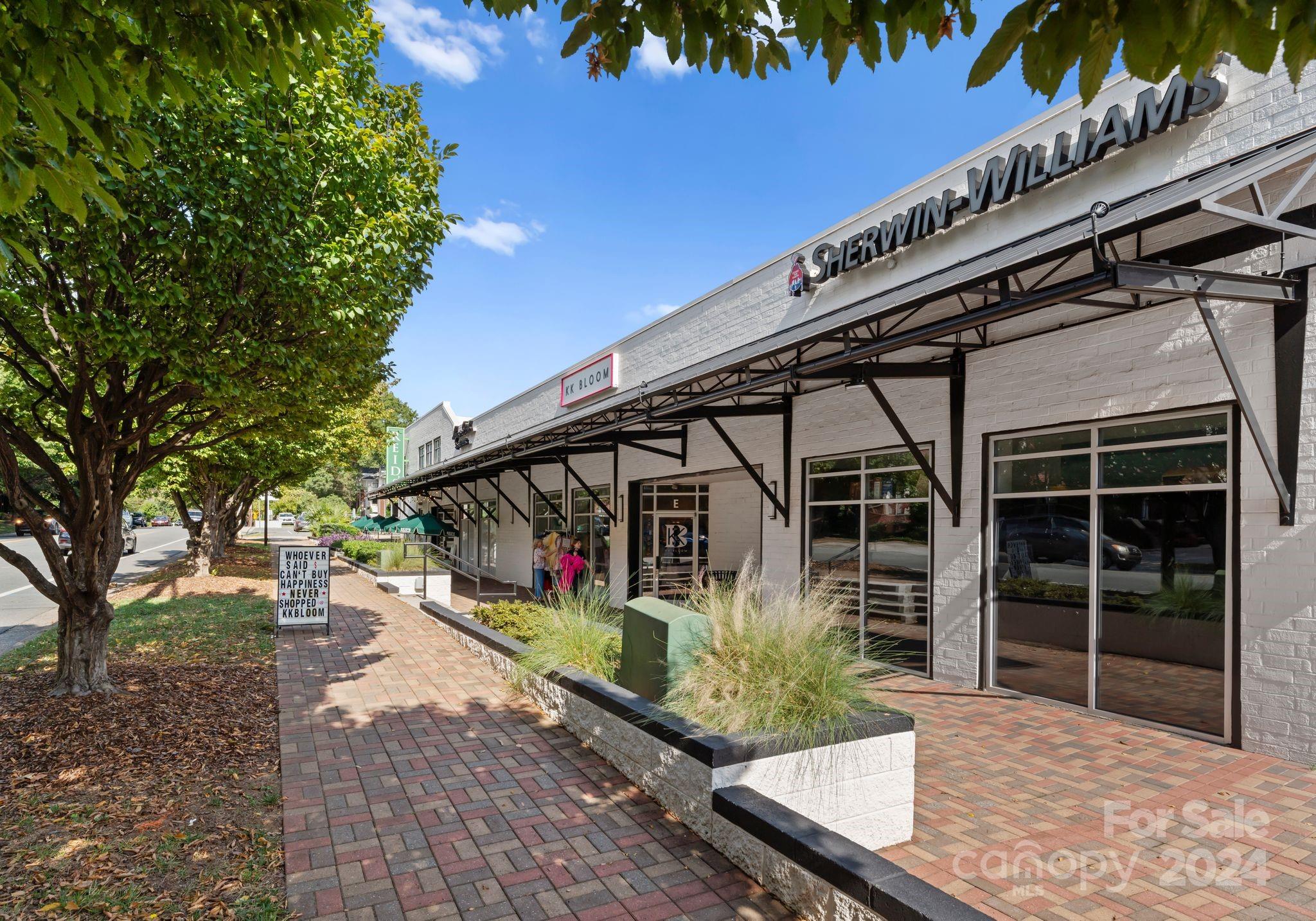 2810 Selwyn Avenue Unit: 422