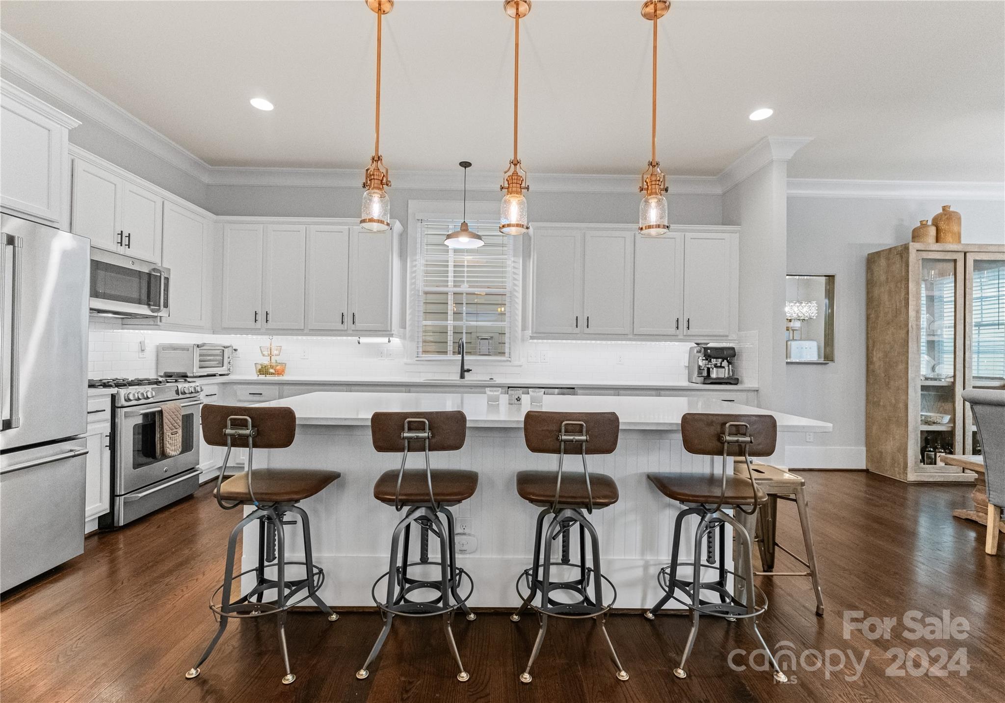 719 Morgan Park Drive