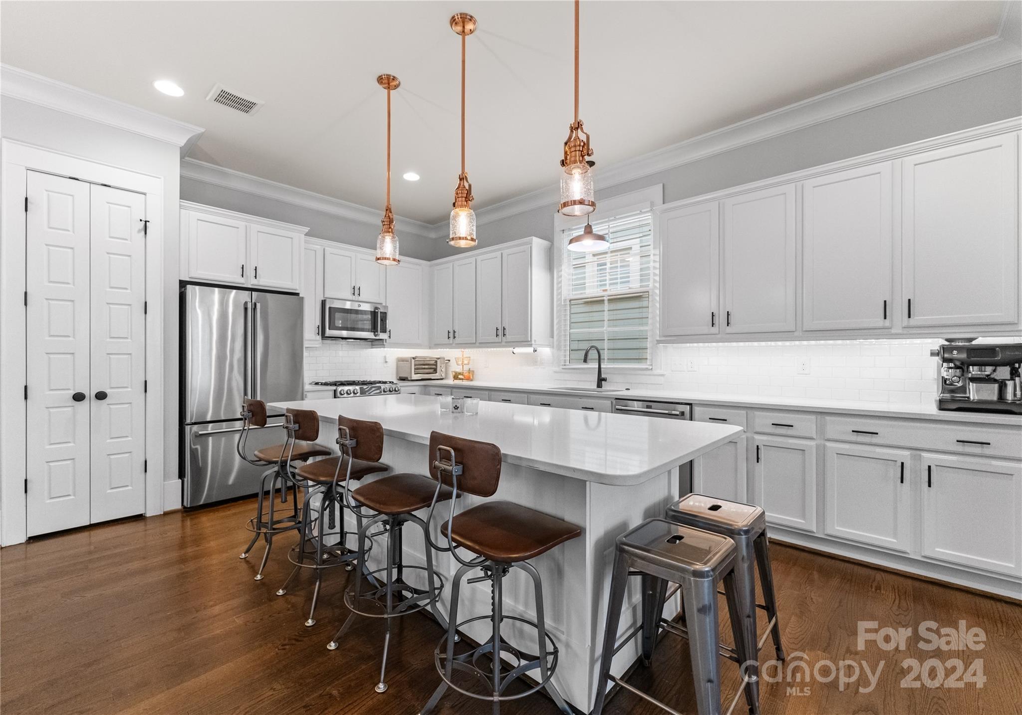719 Morgan Park Drive