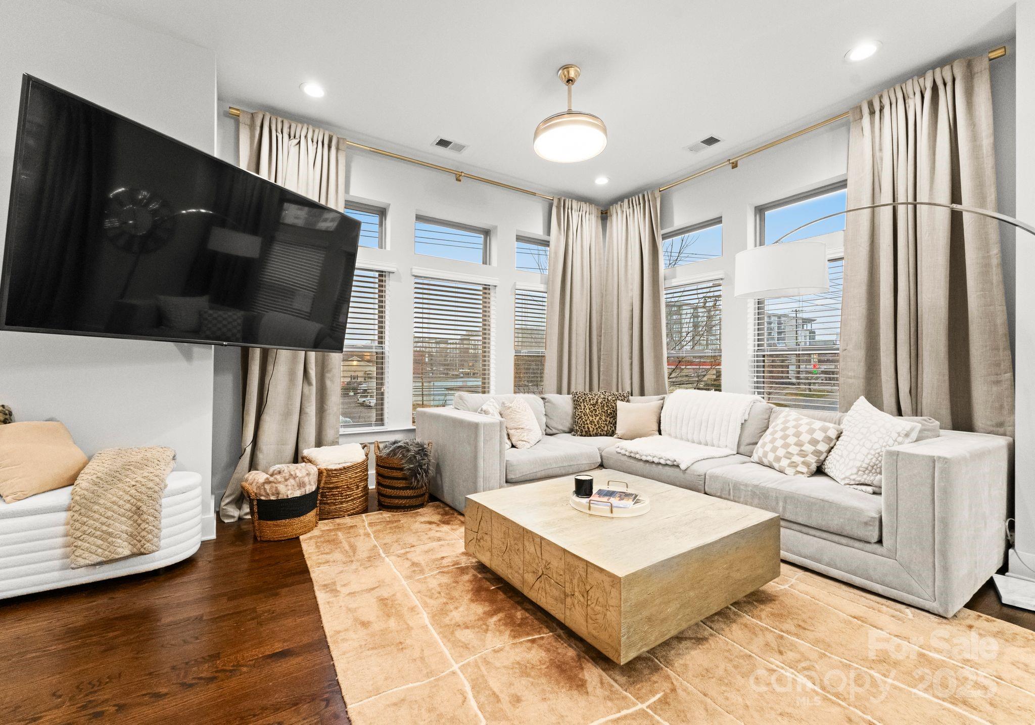 305 Ideal Way