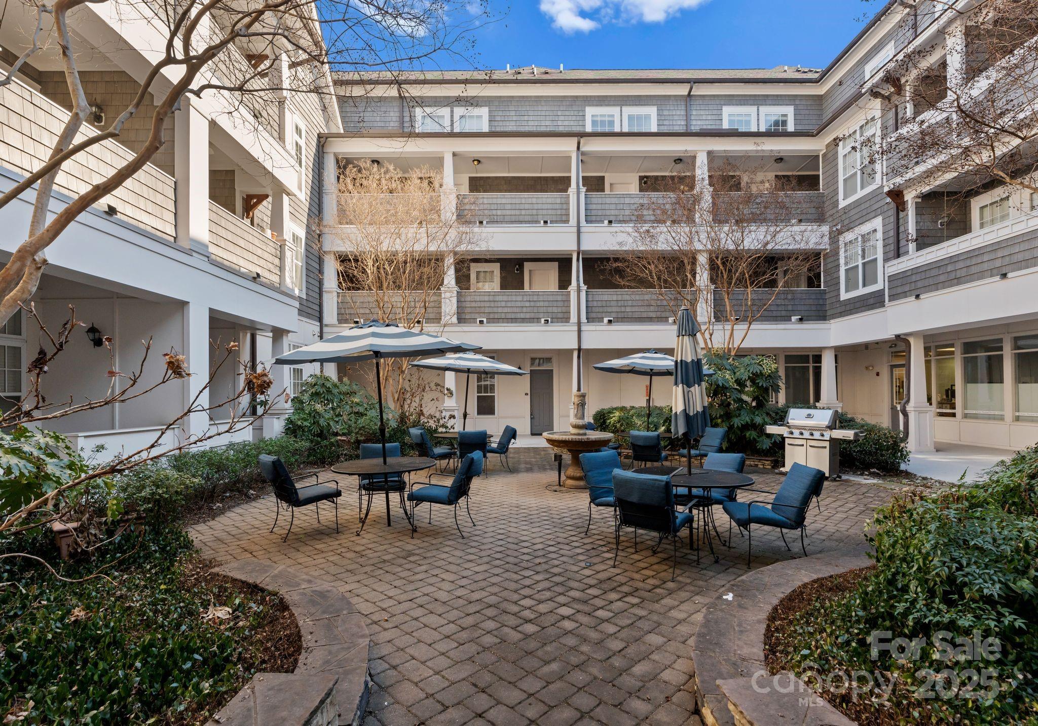 301 E Tremont Avenue Unit: 313
