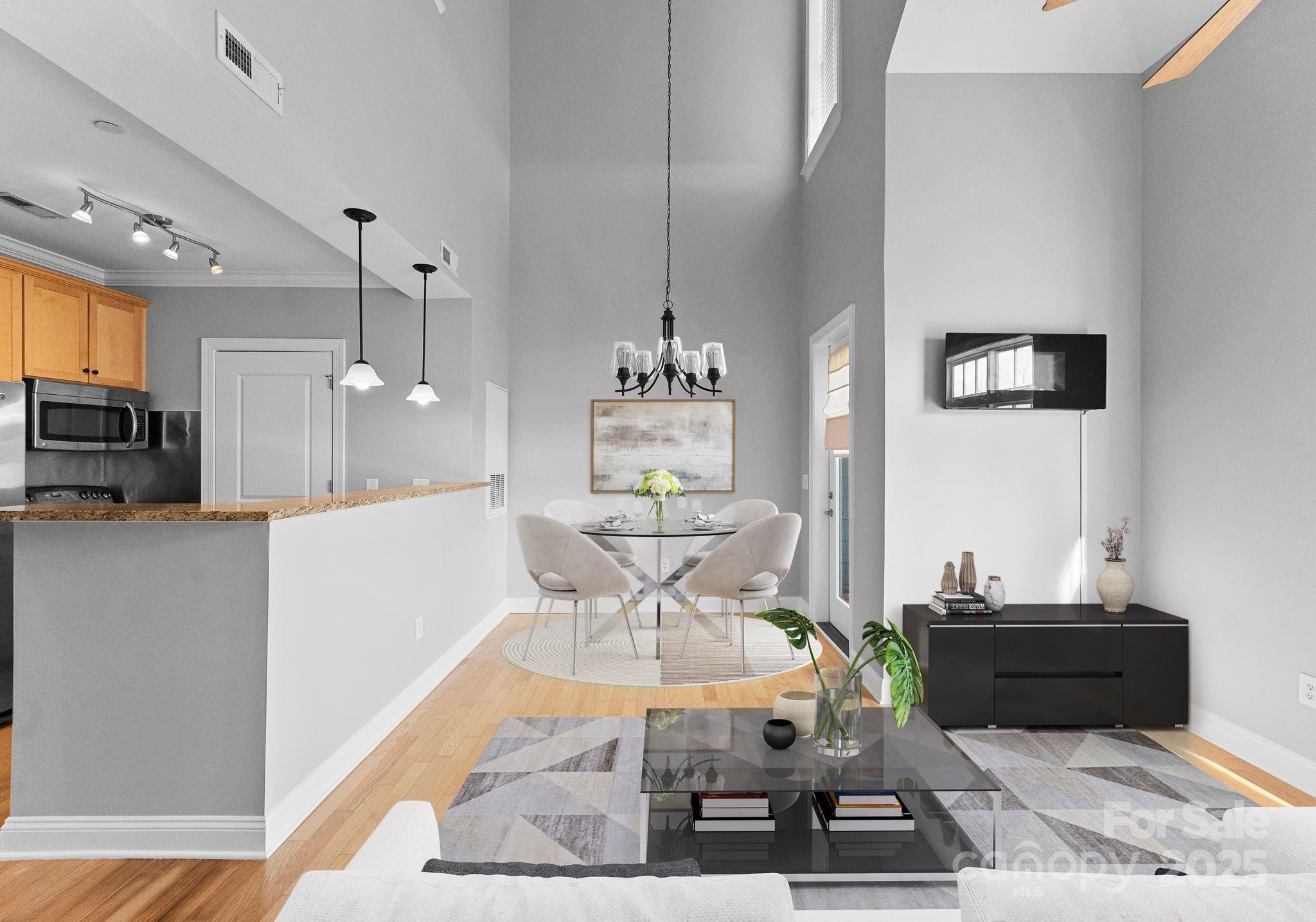 301 E Tremont Avenue Unit: 313