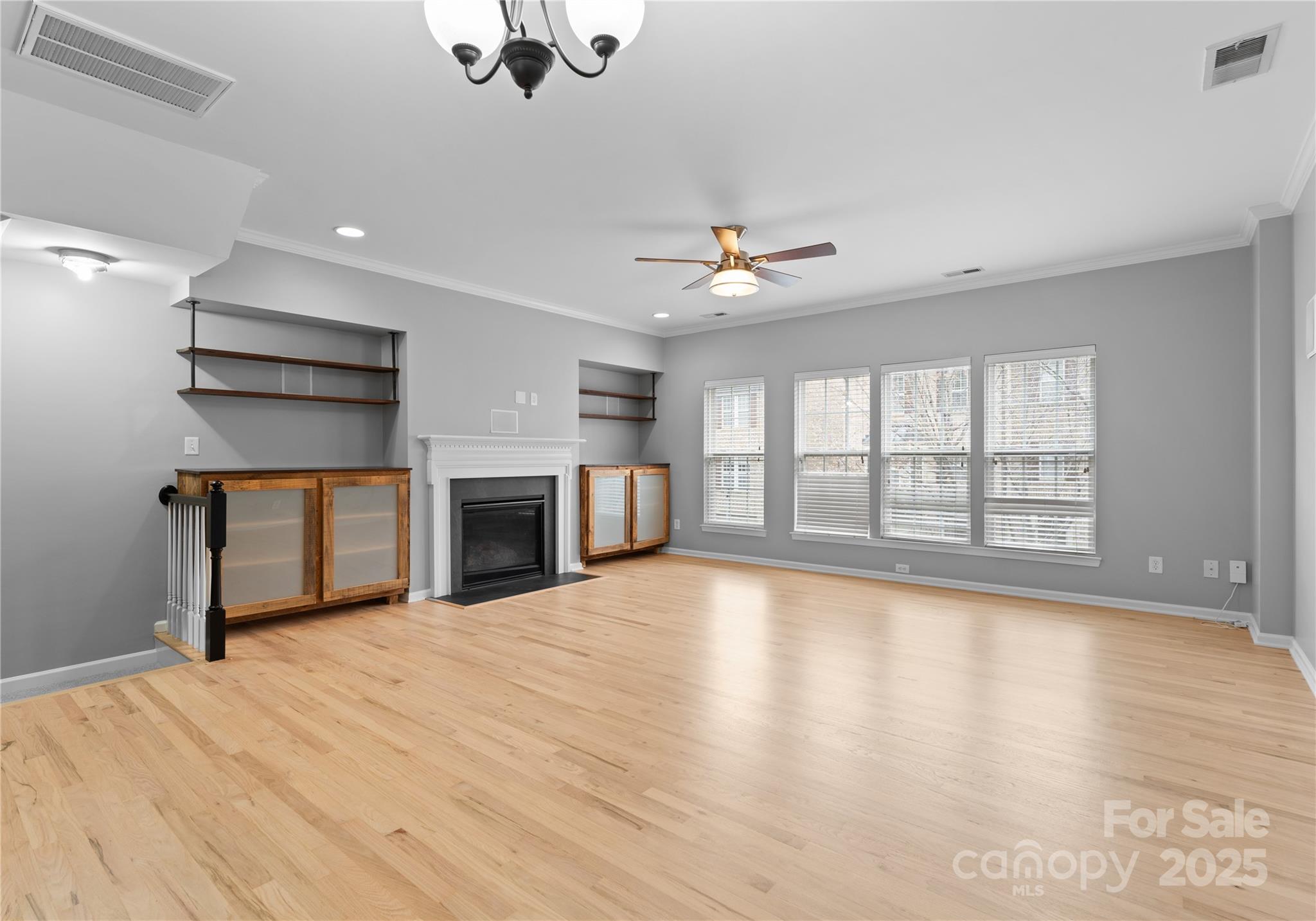 250 W Bland Street